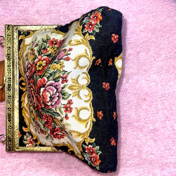 Small rose purse - Picture 4 of 9